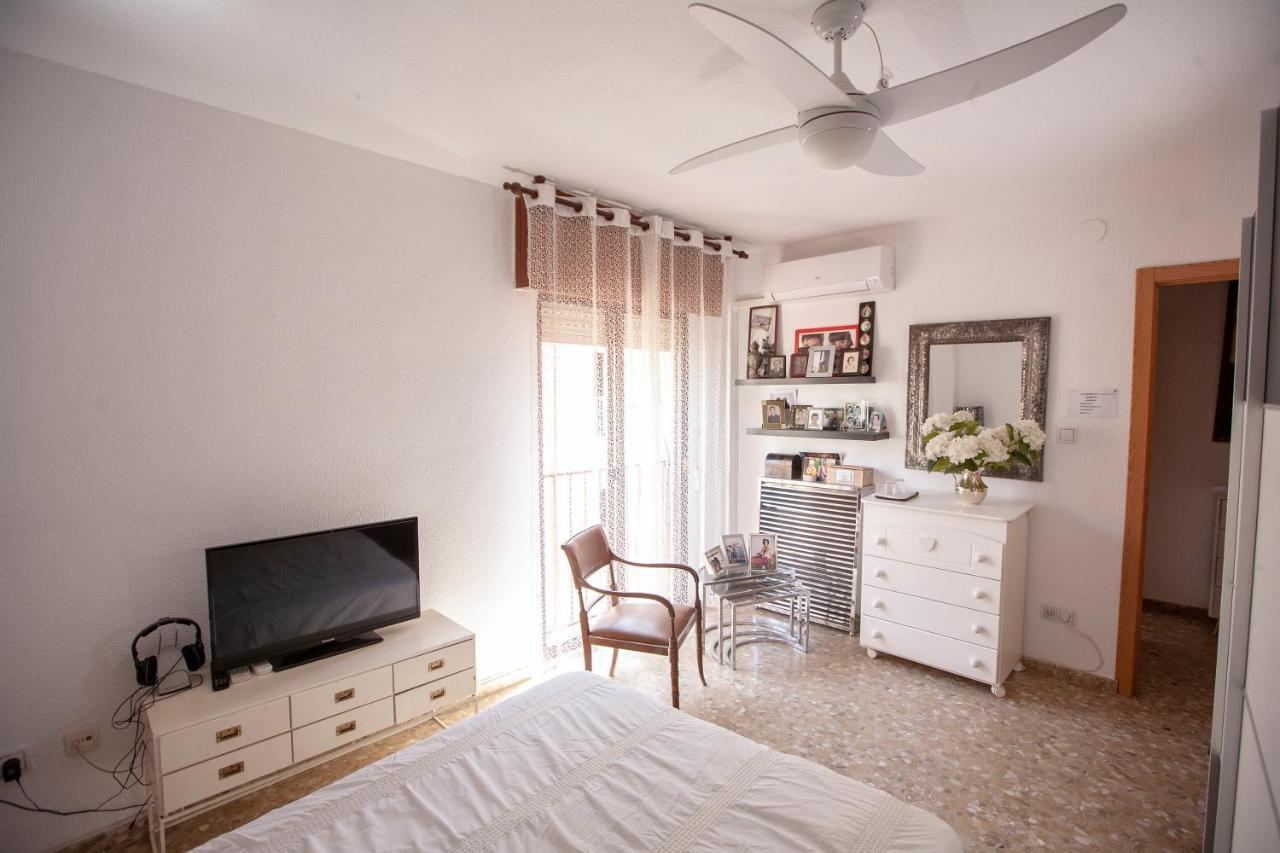 Lola.- Habitacion De Matrimonio, Con Bano Privado Granada Bagian luar foto