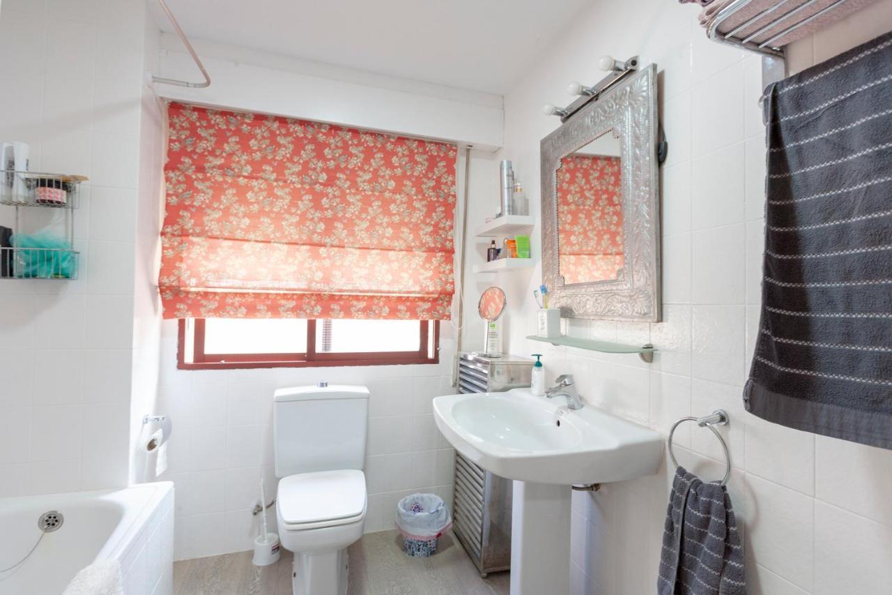 Lola.- Habitacion De Matrimonio, Con Bano Privado Granada Bagian luar foto